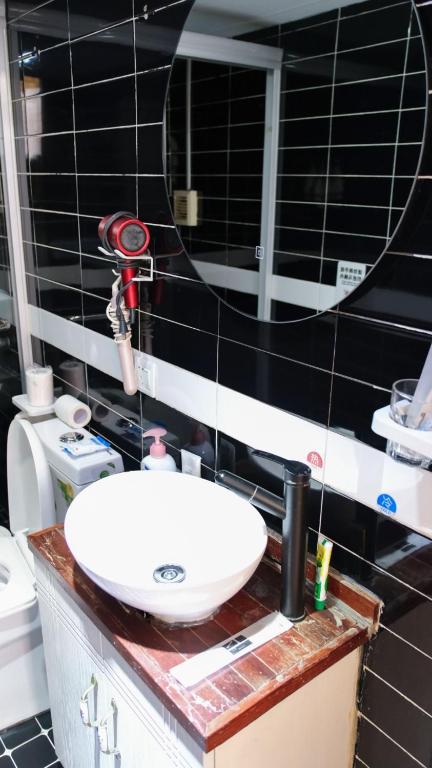 Koupelna v ubytování Shanghai Downtown Blossom B&B- Yongkang Road