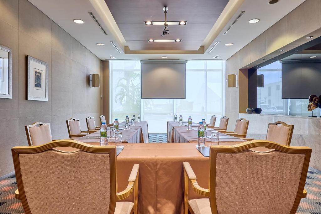 Posezení v ubytování Hotel de Convenções de Talatona, HCTA
