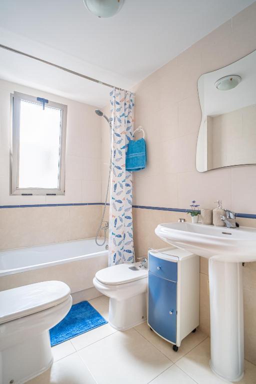 Łazienka w obiekcie Apartment Los Locos Torrevieja Costa Blanca