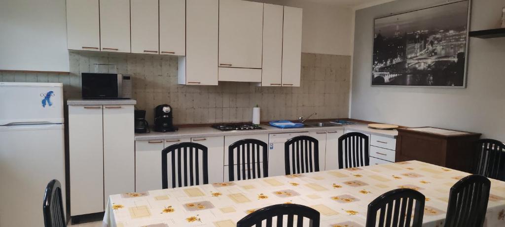 Kuchyňa alebo kuchynka v ubytovaní Casa Fontanera