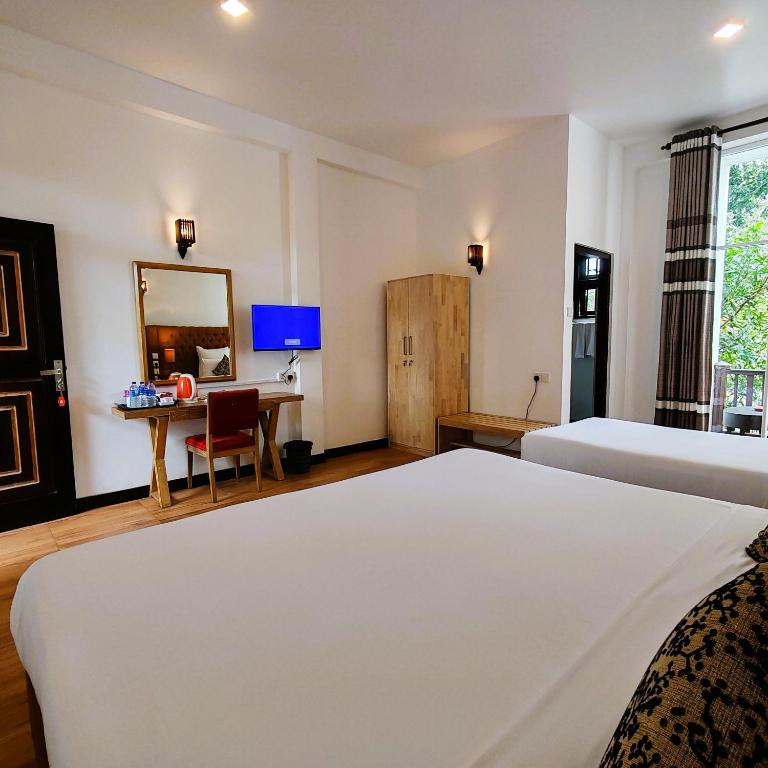 Aura By Epic Collection - 7