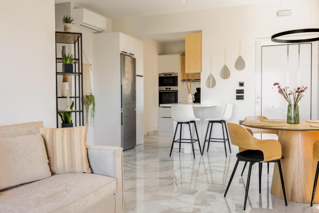 Kuchyň nebo kuchyňský kout v ubytování Anesis Deluxe Apartment 2