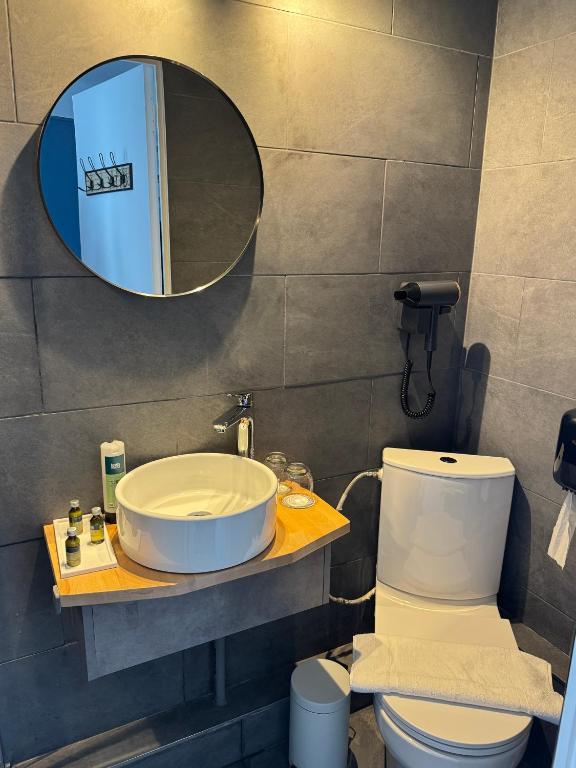 Koupelna v ubytování Logis Hôtel de la Poste