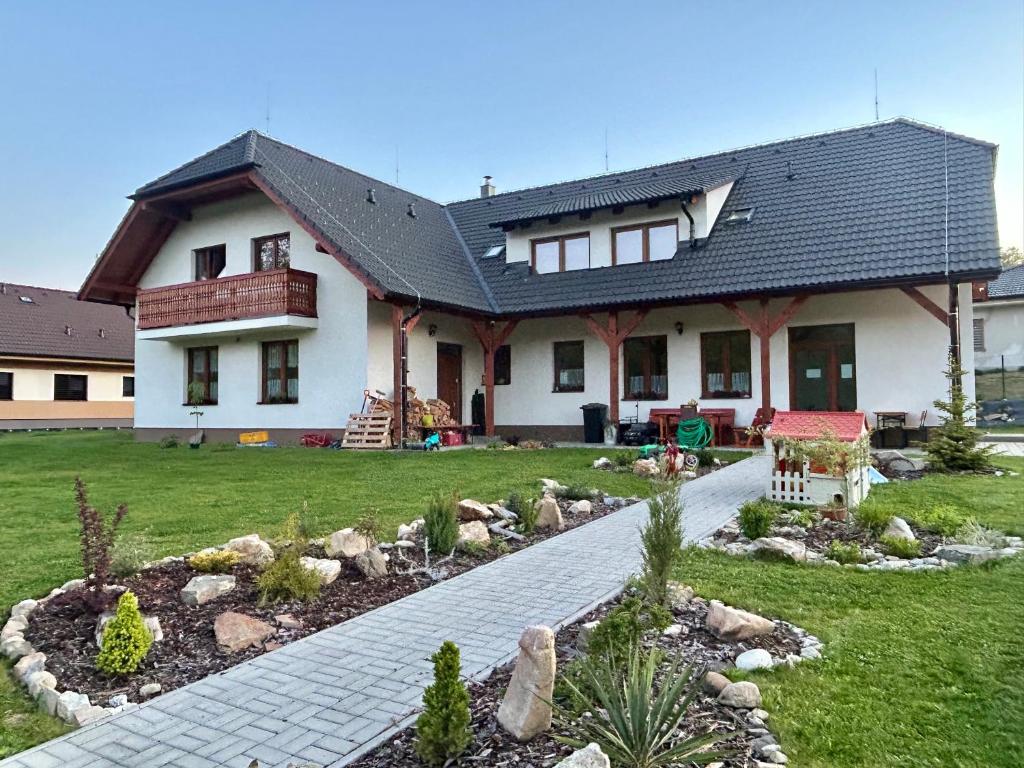 Zahrada ubytování Penzion Krumlovské rozcestí