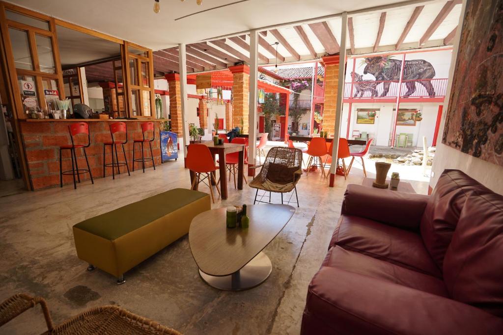 Posezení v ubytování La Oculta Hostal