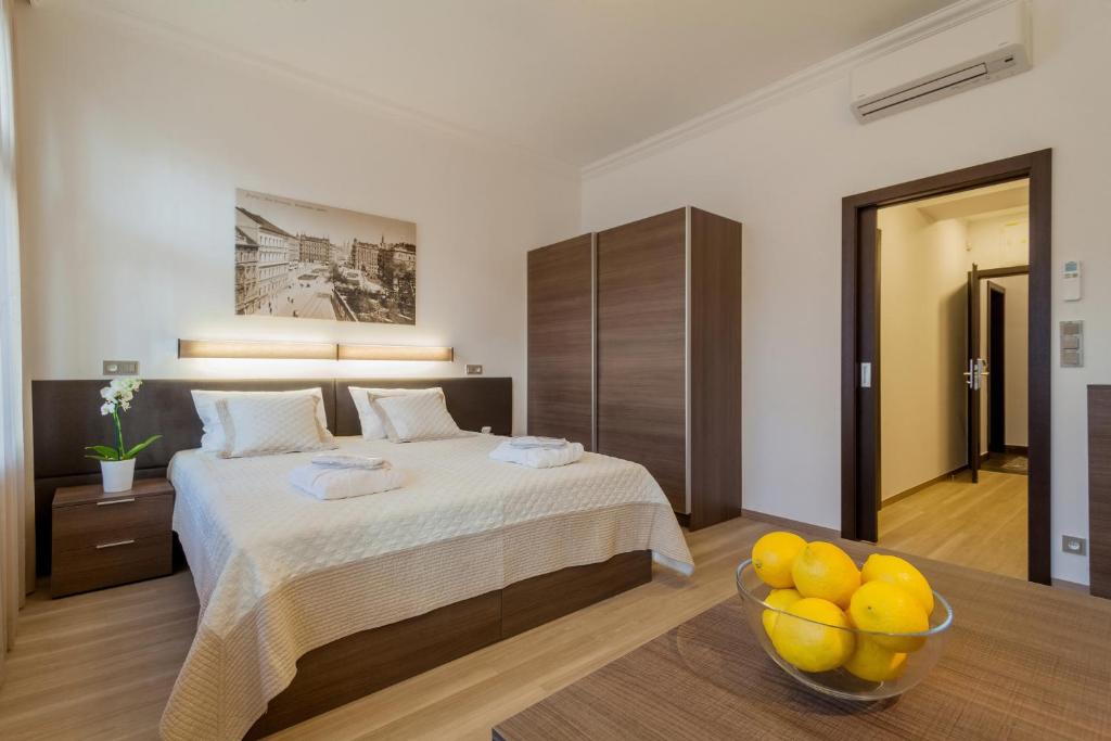 VINOHRADSKY DUM Residence - 2