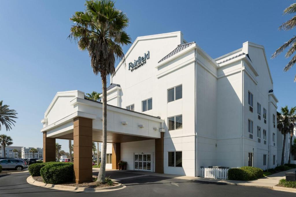 Fairfield Inn and Suites Jacksonville Beach photo