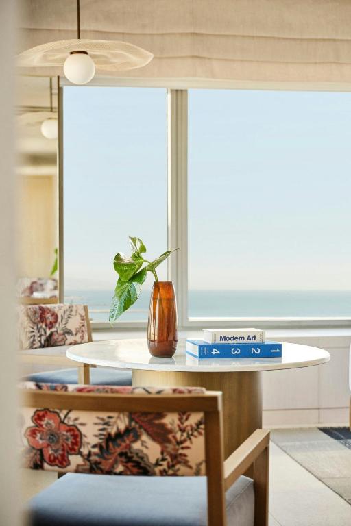 Hotel Arts Barcelona - 10