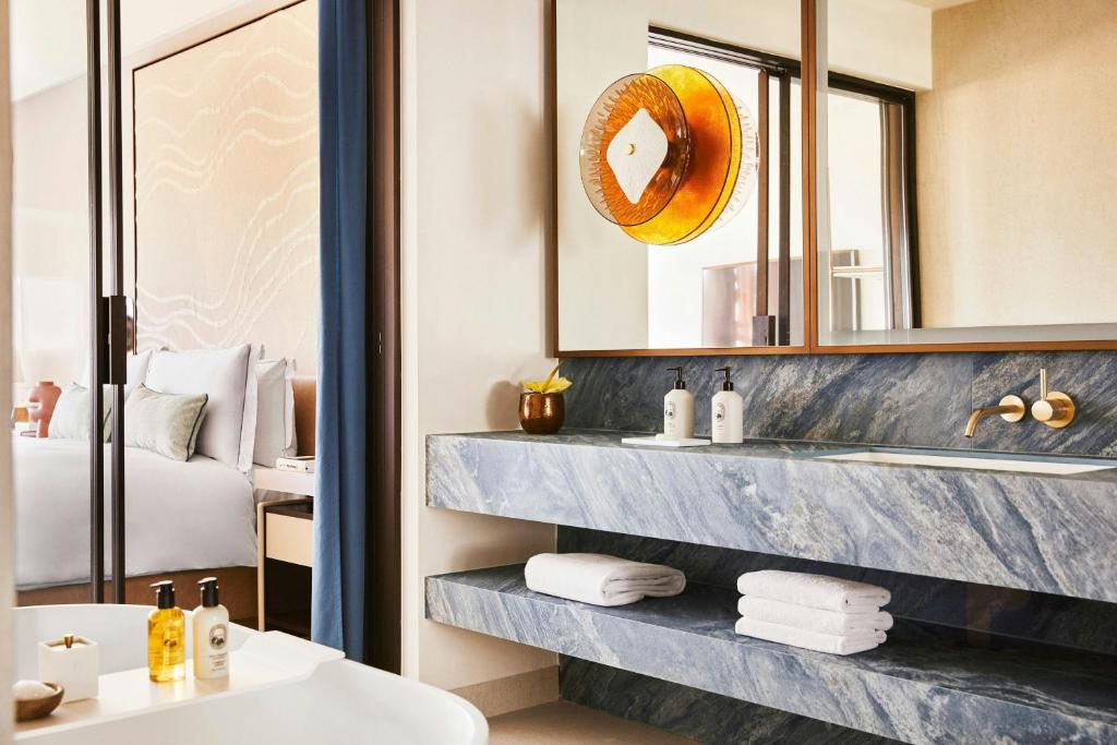 Hotel Arts Barcelona - 6