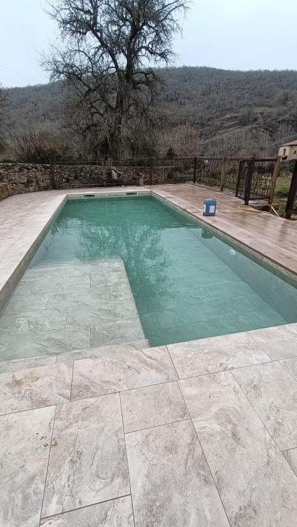 The swimming pool at or close to La Torre de San Esteban