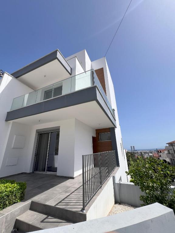 Altura City View 4BR House