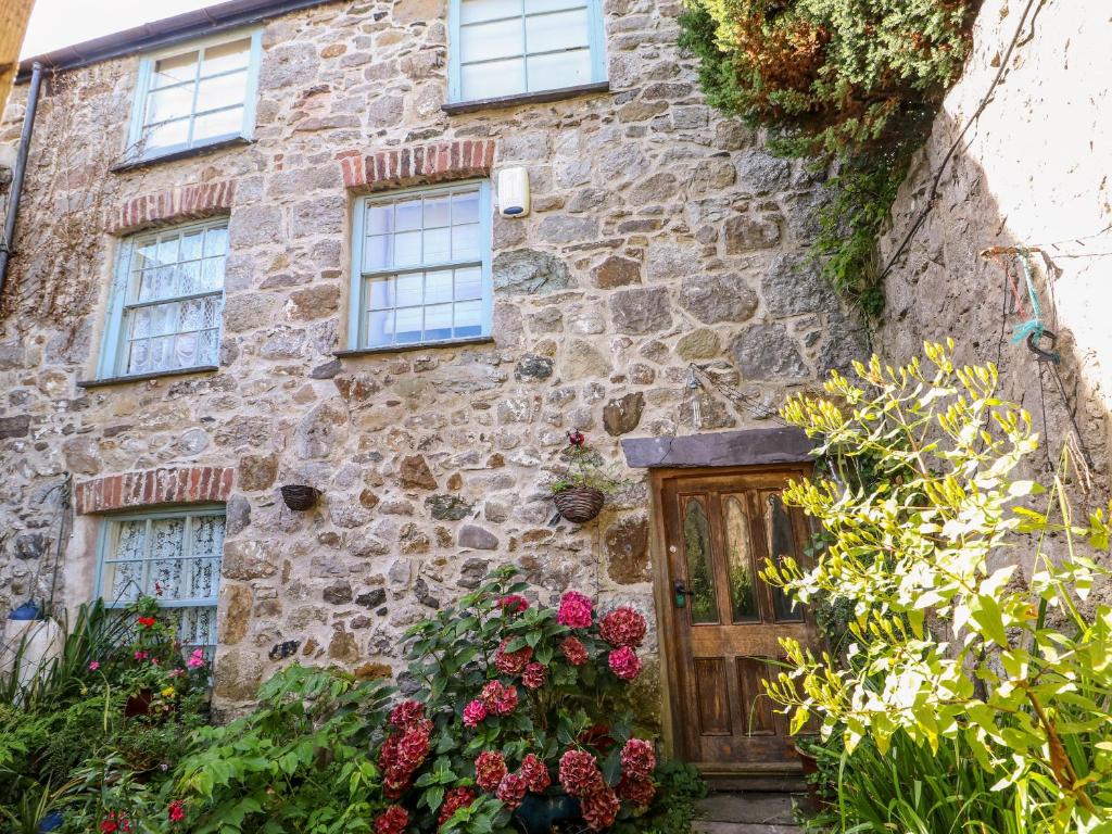 Κήπος έξω από το Bwthyn Heddwch