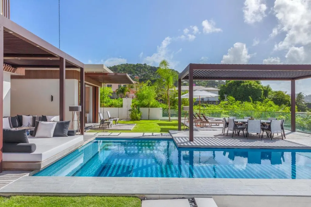 Three-Bedroom Ocean View Pool Villa
