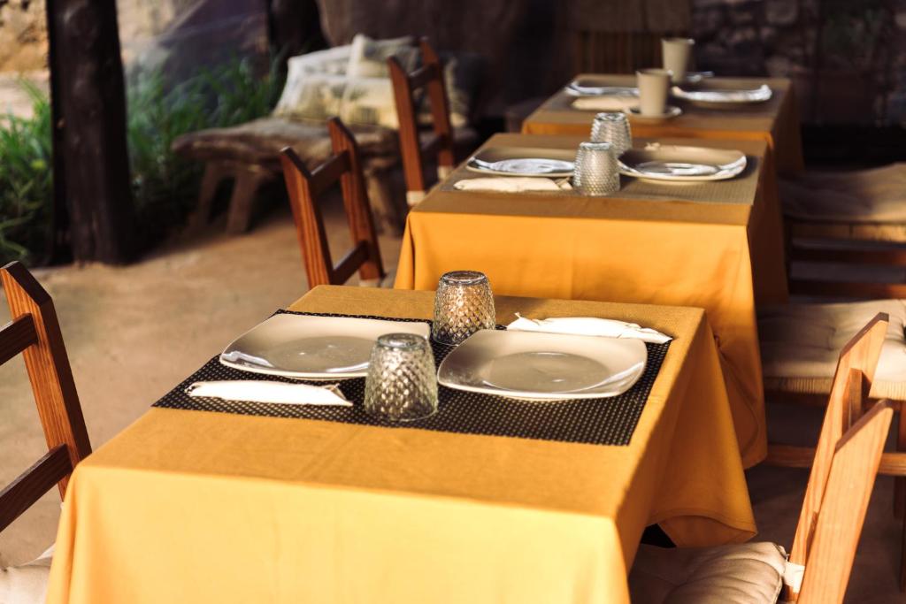 Restaurace v ubytování Hotel Rural Can Partit Adults Only-Ibiza