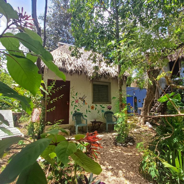 Zahrada ubytování Mayan Bungalow Near Chichén