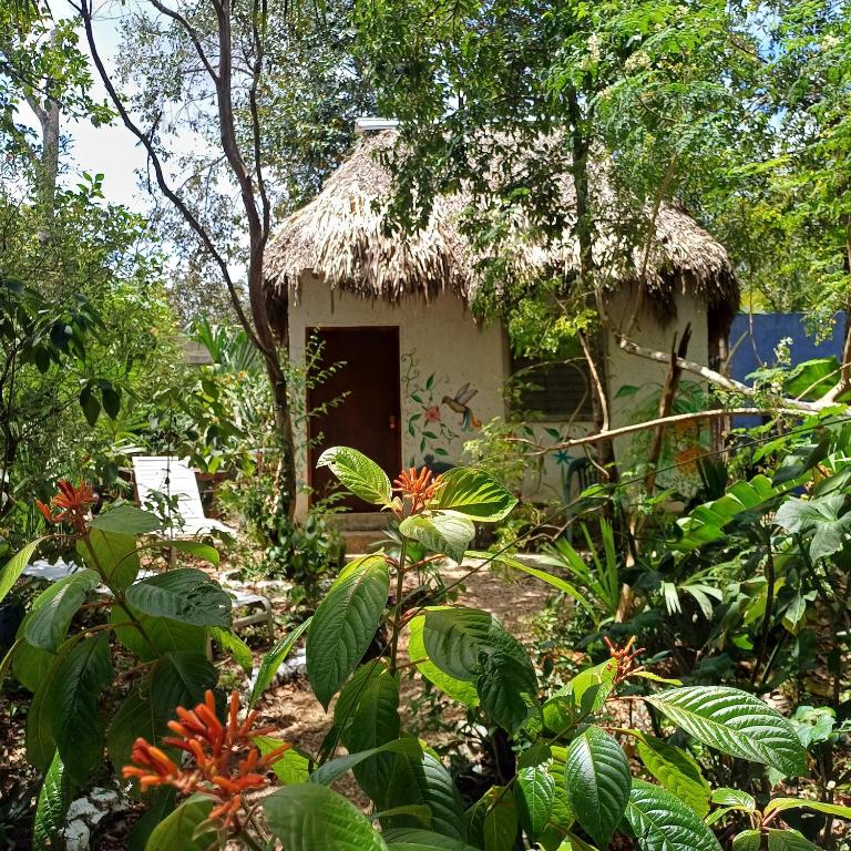 Zahrada ubytování Mayan Bungalow Near Chichén