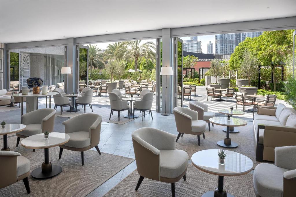 Kempinski The Boulevard Dubai餐廳或用餐的地方