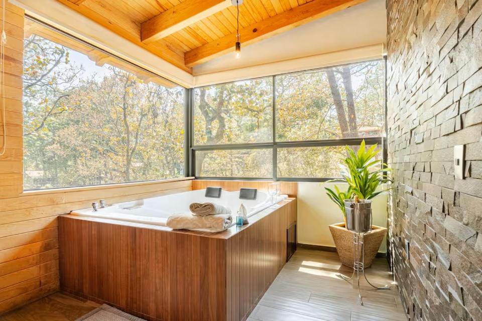 Cabaña Mazamitla con Jacuzzi hasta para 5 personas - Chalet De 2 Dormitorios