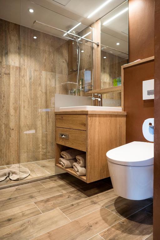 Koupelna v ubytování Boutique Hotel im Auracher Löchl