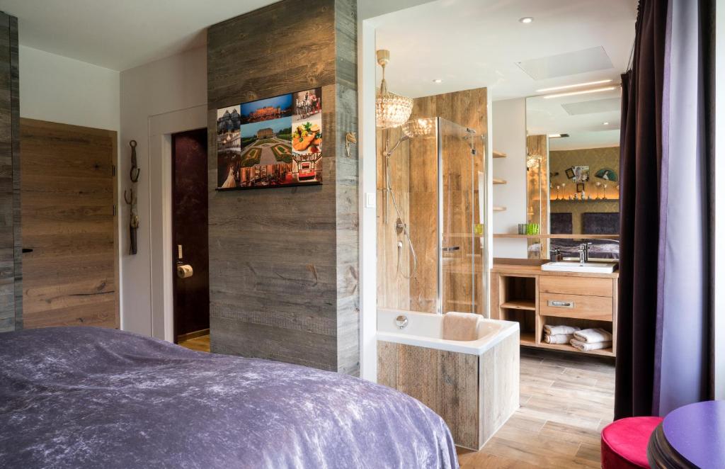 Koupelna v ubytování Boutique Hotel im Auracher Löchl
