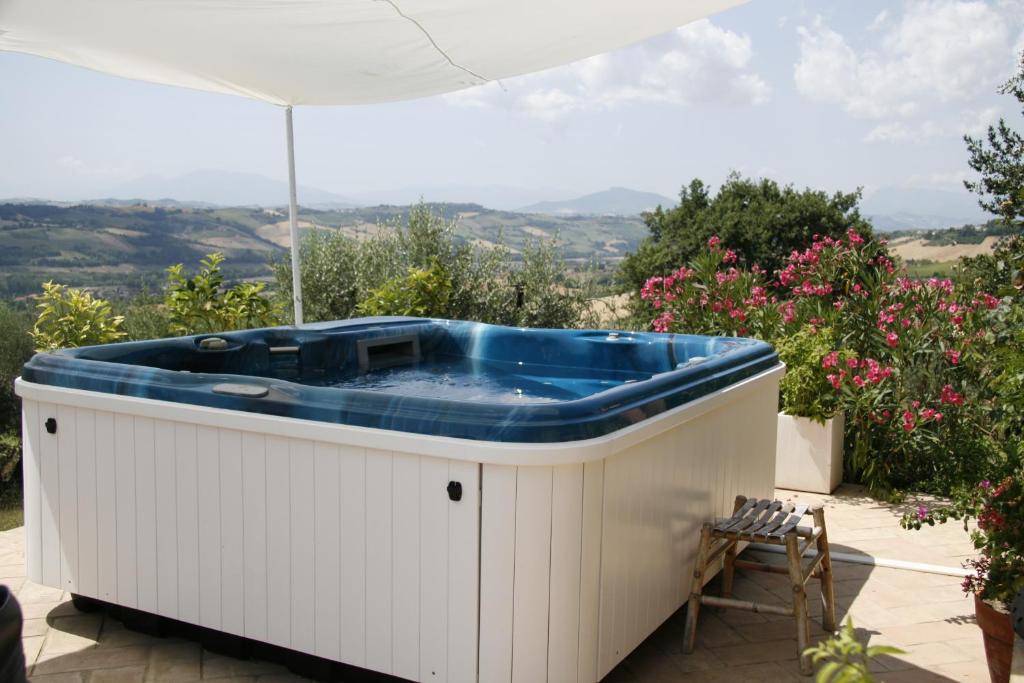 A general mountain view or a mountain view taken from the country house