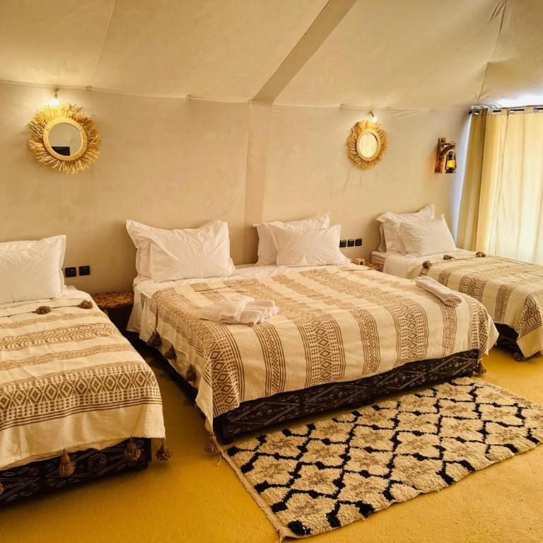 Postel nebo postele na pokoji v ubytování Traveling Luxury Camp