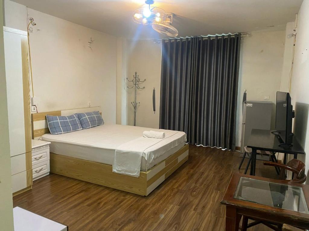 TV a/nebo společenská místnost v ubytování Hanoi Eastern Gate Hostel & Spa