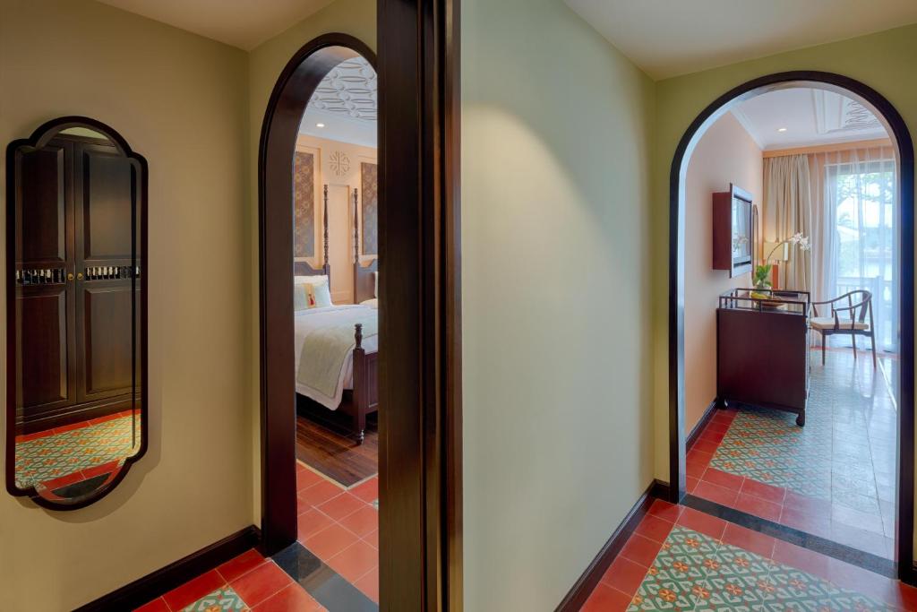 Suite Thông Nhau Qua Cửa Nối