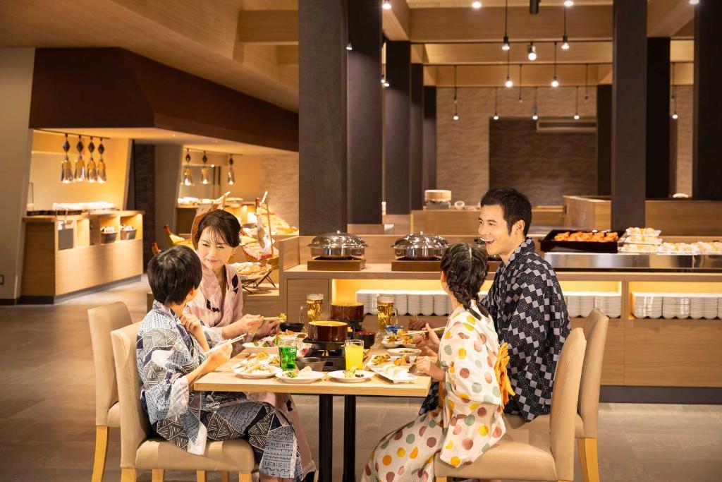 Hosté ubytování Ooedo Onsen Monogatari Premium Hotel New Shiobara