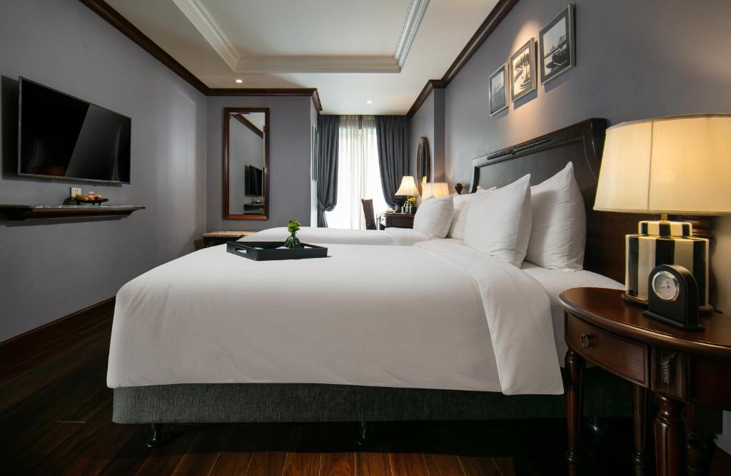 Suite Junior Nhìn Ra Hồ Nước