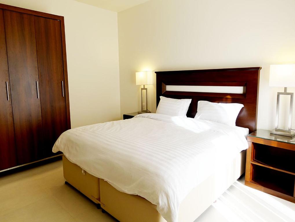 Unique Suites - Two-Bedroom Apartment
