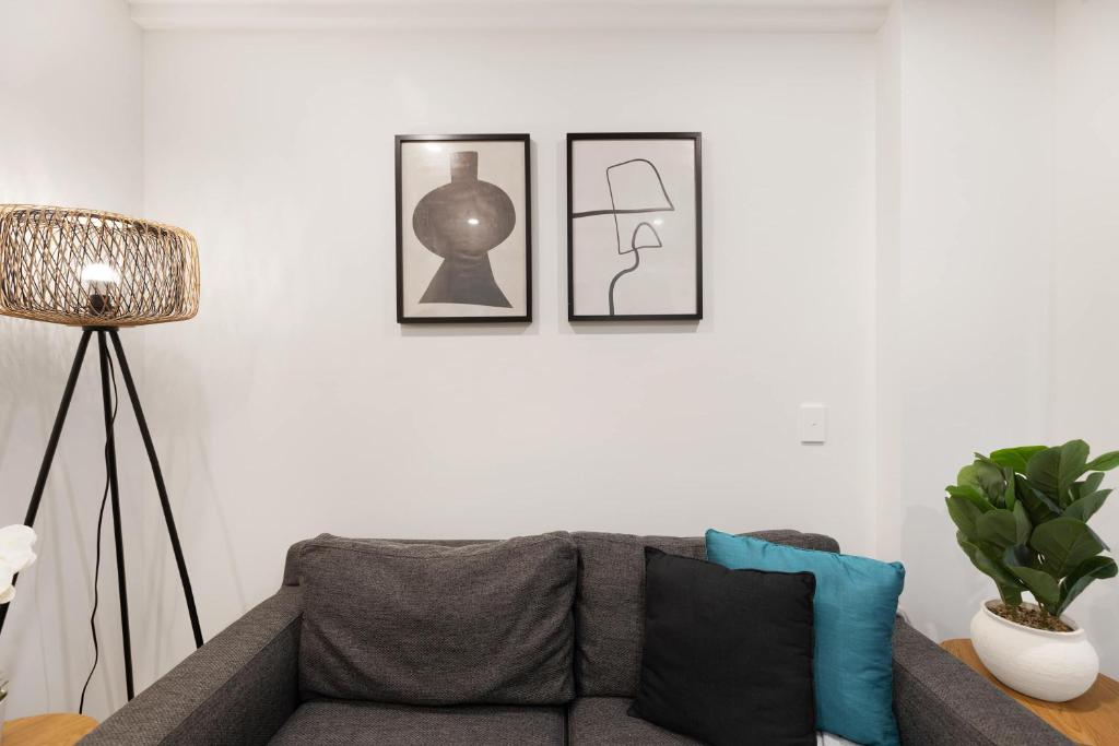 CBD 1BR - Modern Stay with Pool & Gym in Wellington - Resim 8