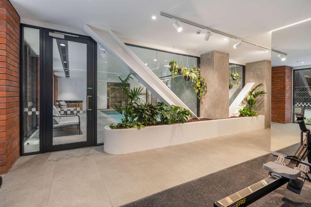 CBD 1BR - Modern Stay with Pool & Gym in Wellington - Resim 21