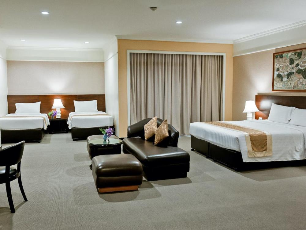 The Royal River Hotel - Superior Family Room