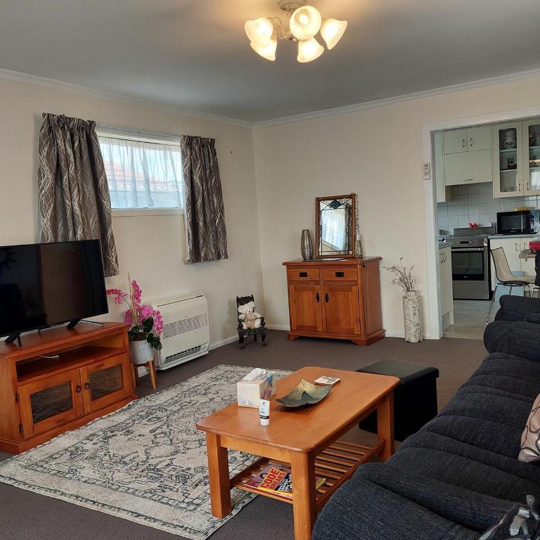 Checketts Bungalow in Halswell