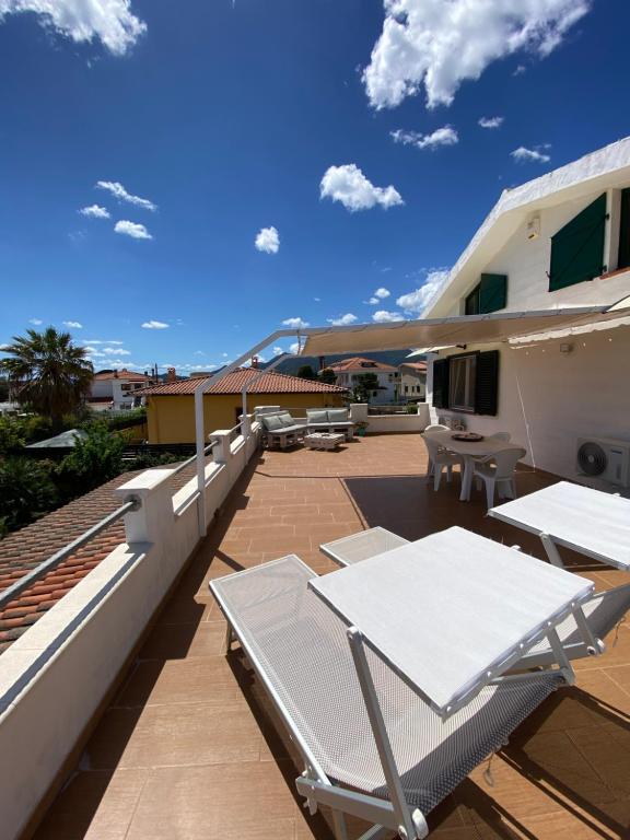 Villa Maria Apartment - Apartment With Terrace