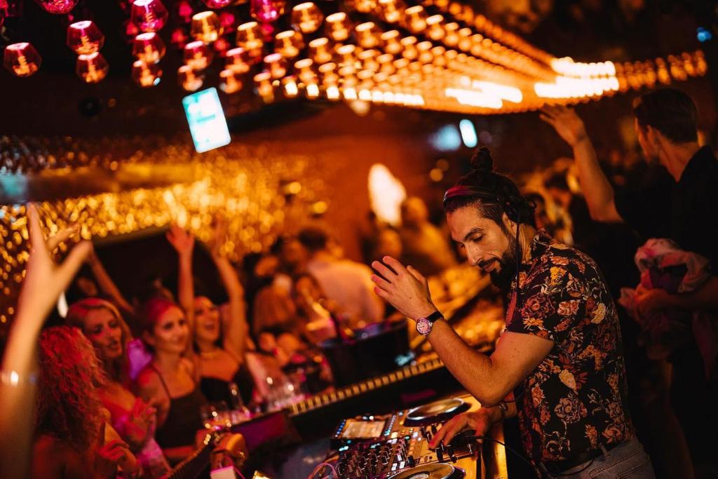 FIVE Zurich - Luxury City Resort - Resim 7