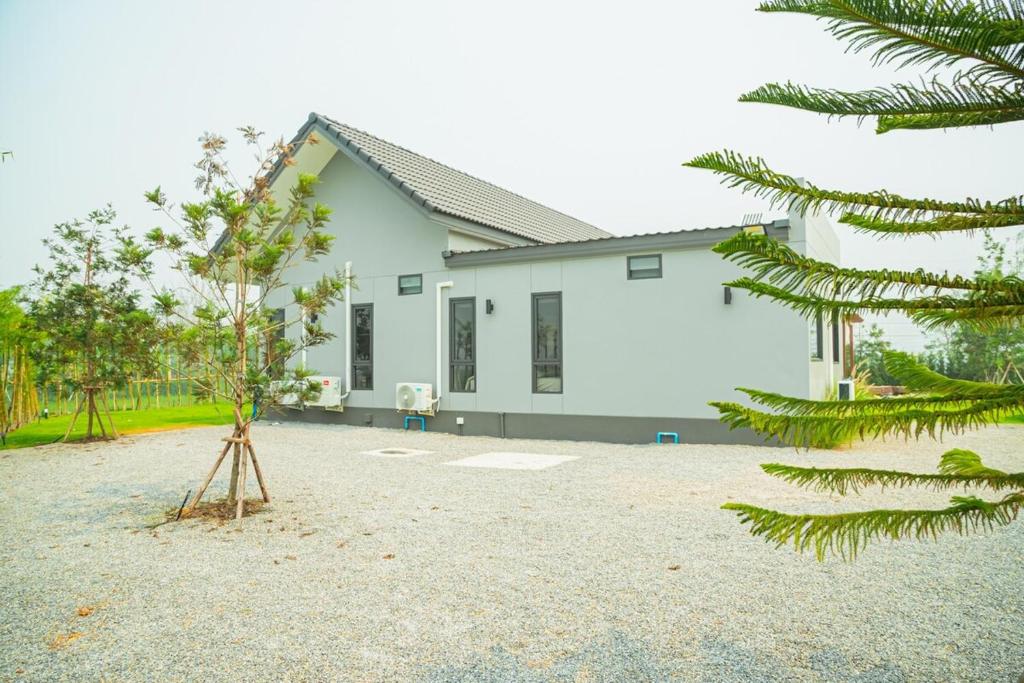 Zahrada ubytování Kirin's House Mae Taeng Chiangmai
