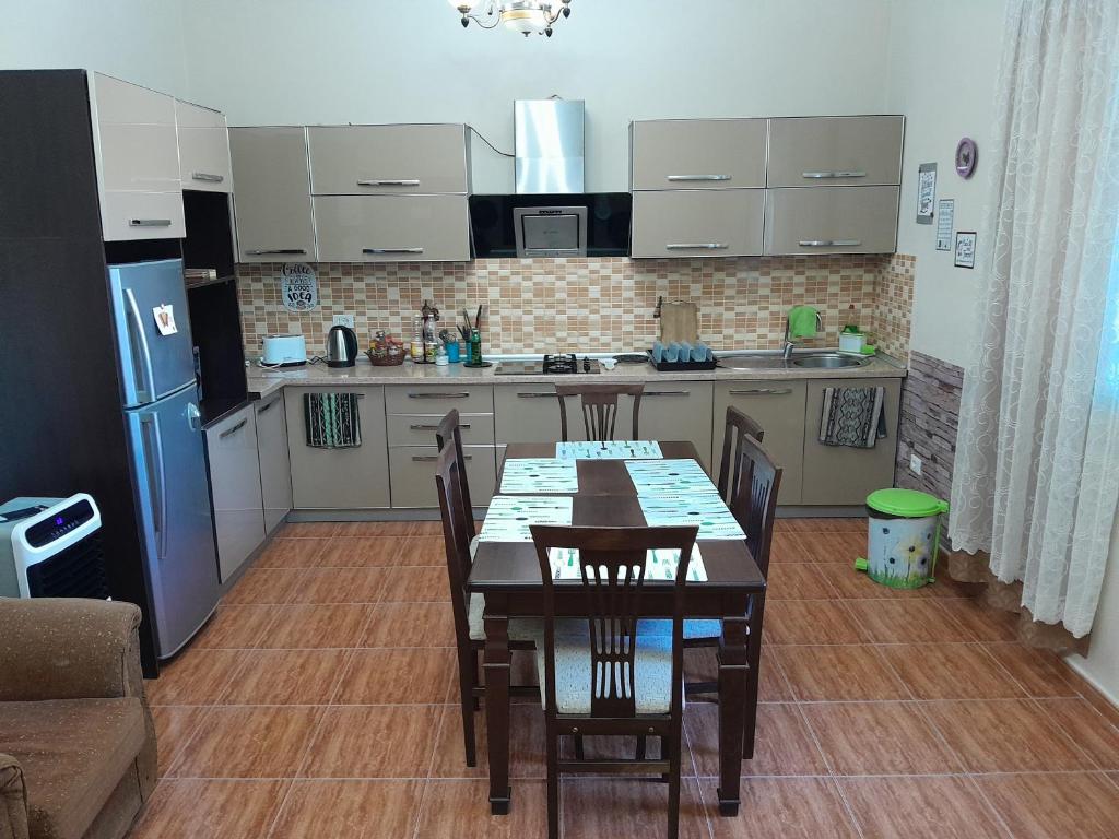 Cucina o angolo cottura di Blissful Hostel