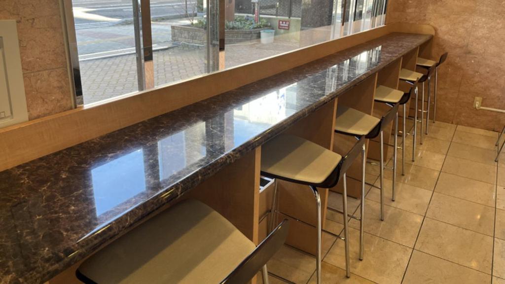 Restaurace v ubytování Toyoko Inn Ueda Ekimae