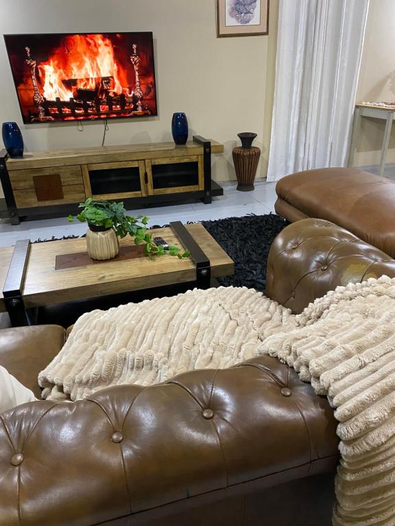 Χώρος καθιστικού στο Serene Exclusive Country Retreat