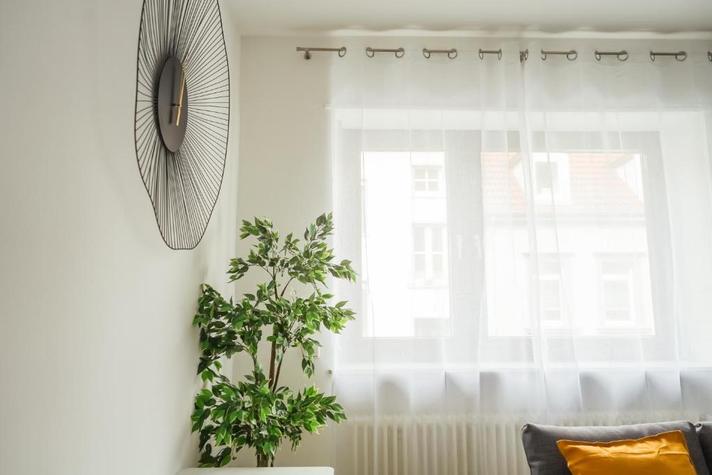 Galeriebild der Unterkunft Zentrales 7Seas Apartment Kaiserslautern - Balkon l 4 Pers l Self Check-in in Kaiserslautern
