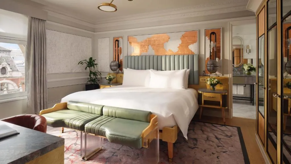 Knightsbridge Suite