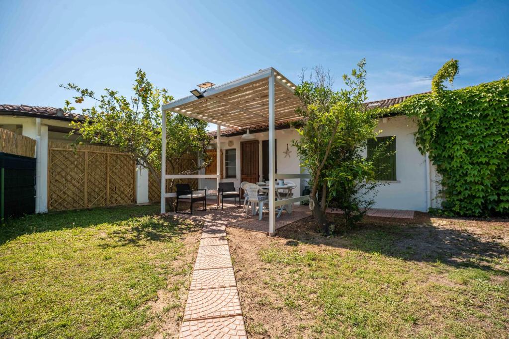 Κήπος έξω από το Monolocale Melograno