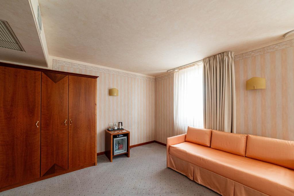 Posezení v ubytování Phi Hotel Astoria