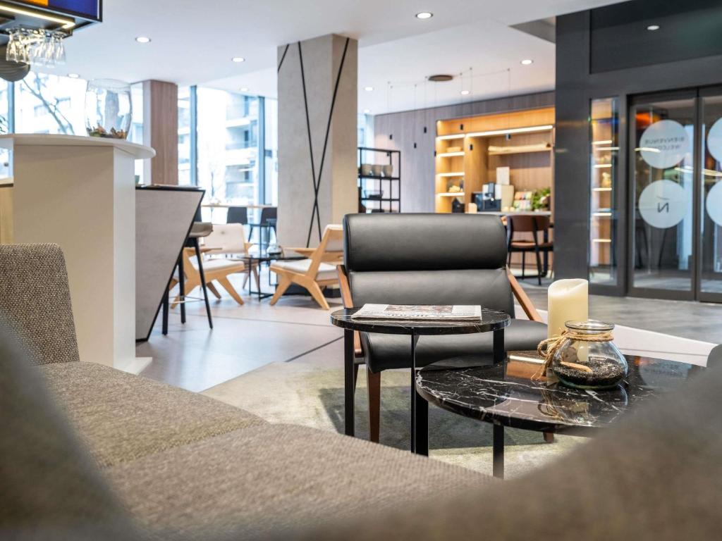 Posezení v ubytování Novotel Suites Wien City Donau