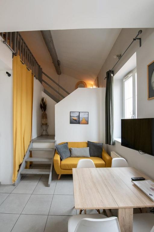 Photo de la galerie de l'établissement Duplex Scandinave A Cosy et calme - Lyon Part-Dieu, à Lyon