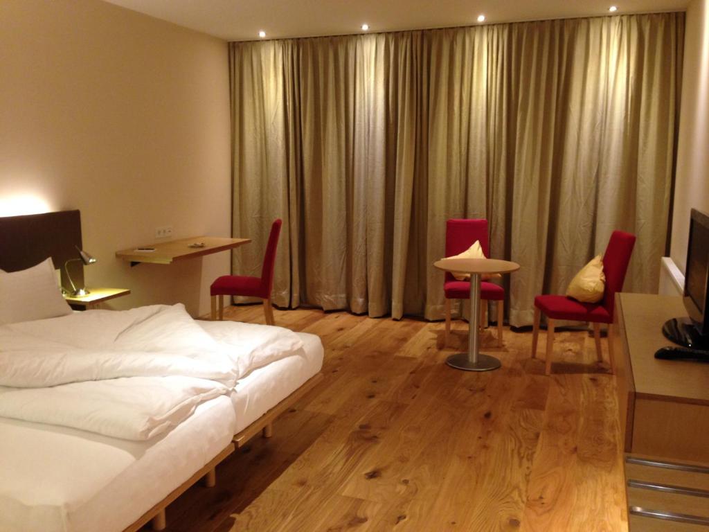 Postel nebo postele na pokoji v ubytování Hotel Hoher Freschen