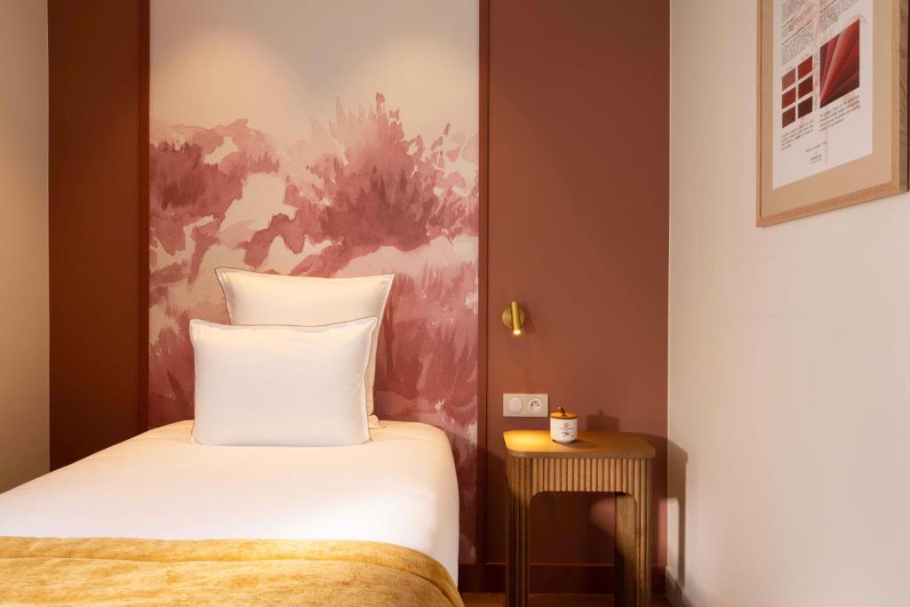 Hôtel Le Cardinal - Resim 22