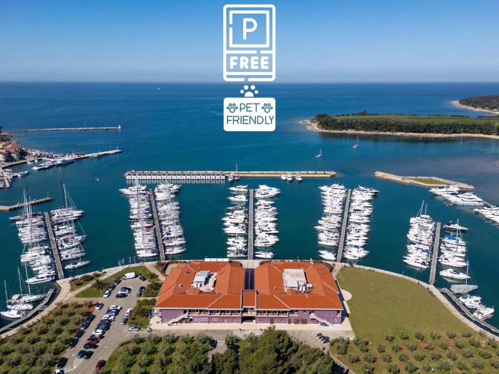 Hotel Nautica ⭐⭐⭐⭐